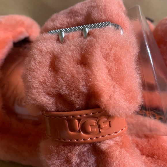 UGG Women's Fuzz Yeah Slippers - Picture 9 of 11